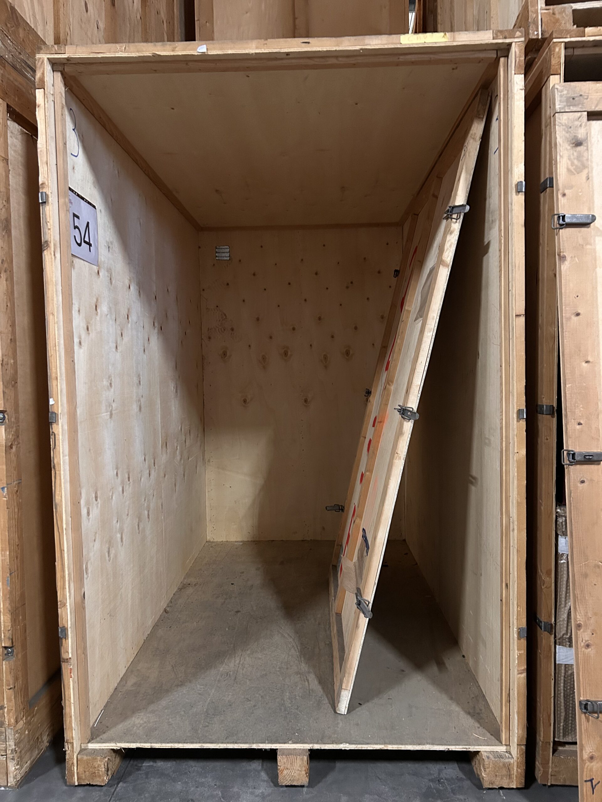 Caisse de garde-meubles en bois robuste pour stockage longue durée